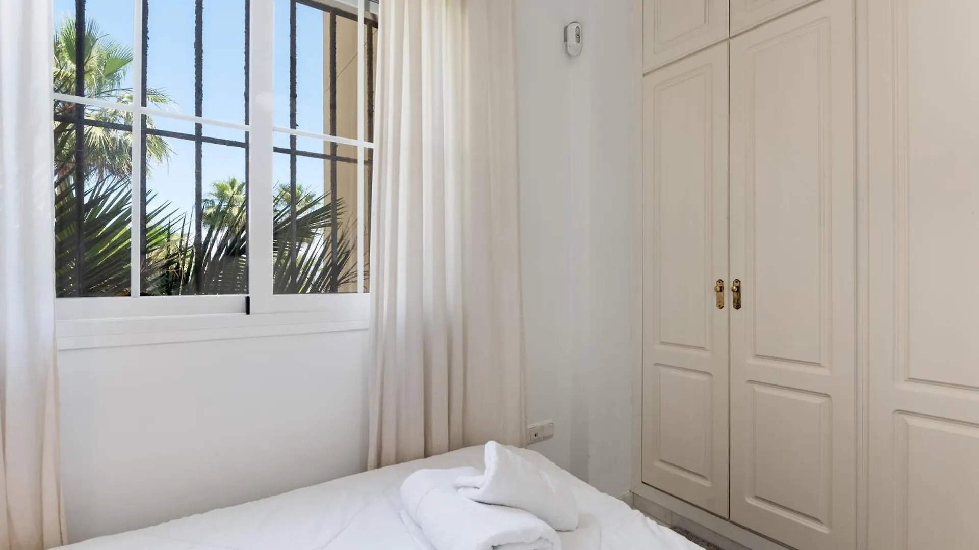 Panoramic Sea Views Apartment Manilva